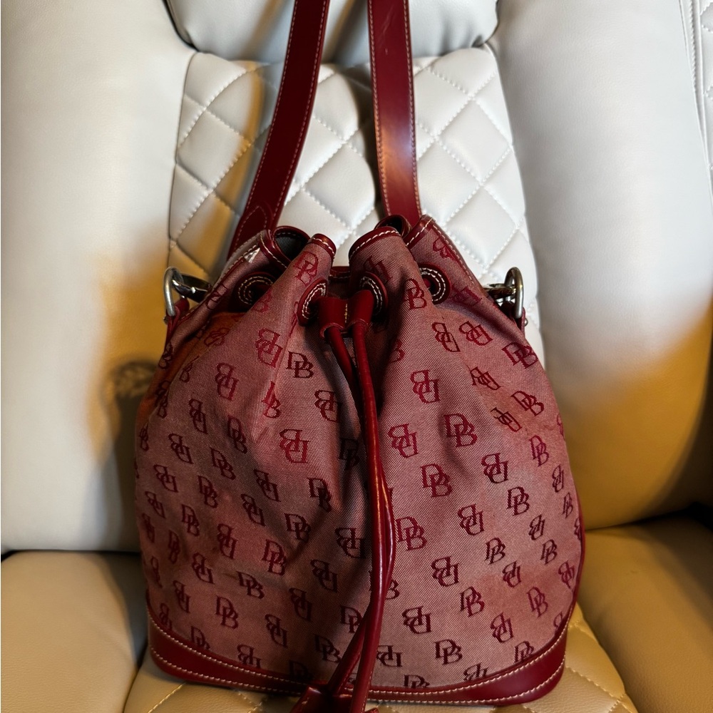 Elegant Reddish Burgundy Dooney and Bourke Bucket Bag